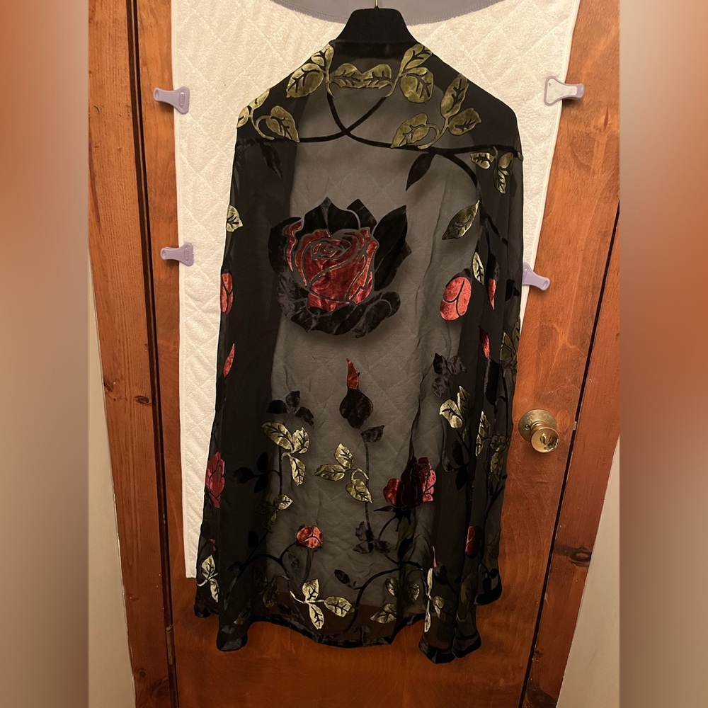 Vintage FF Collection Black Silk Floral Velvet Shawl
